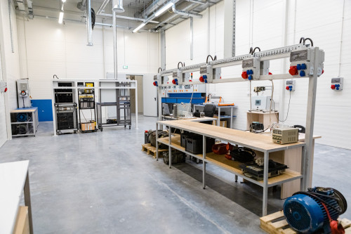 IMG_7700.jpg IMG_7700.jpg