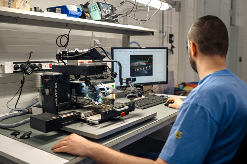 BGA_adegis.jpg BGA_adegis.jpg