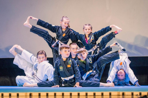 Gala_TT_01.jpg Gala_TT_01.jpg