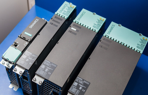 System napędowy SINAMICS S120.jpg System napędowy SINAMICS S120.jpg