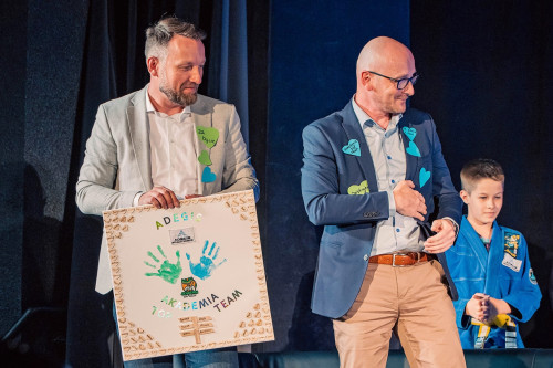 VI_Gala_TT_main.jpg VI_Gala_TT_main.jpg